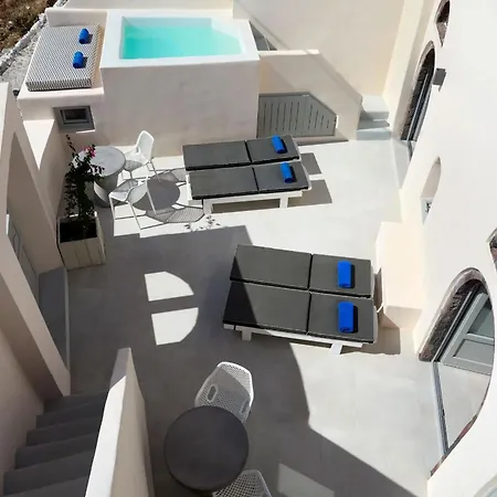 Luxury Santorini Elysian Tria Private Plunge Pool Sea Village View 1 Bedroom Oia Villa Foinikia (Santorini)